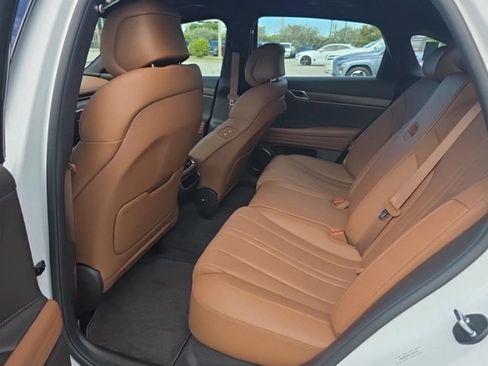 Used 2024 Genesis G80 AWD/4WD image 8