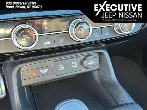 Used 2025 Honda Civic Sport image 16
