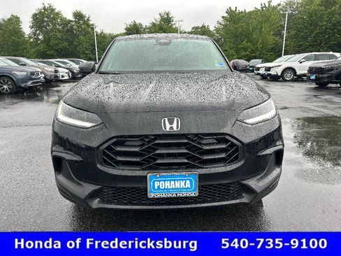 Used 2025 Honda HR-V Sport image 9