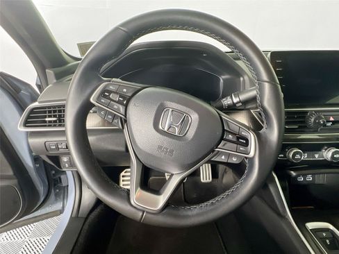 Used 2022 Honda Accord Sport image 11