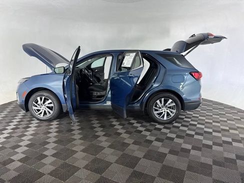 Used 2024 Chevrolet Equinox LT AWD/4WD image 16