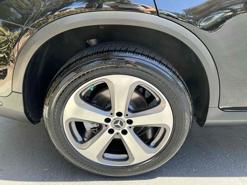 Used 2018 Mercedes-Benz GLC 300 4MATIC image 72