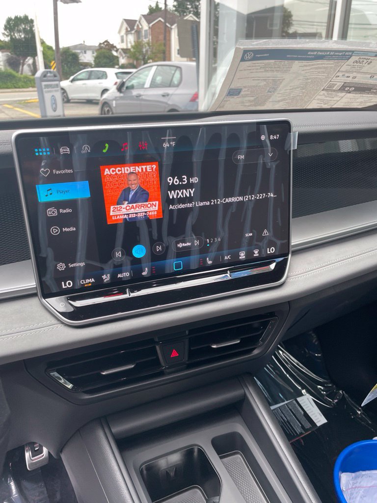 New 2026 Volkswagen Tiguan SE R-Line AWD/4WD image 20