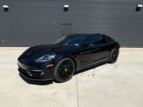 Used 2023 Porsche Panamera 4 Platinum Edition image 7