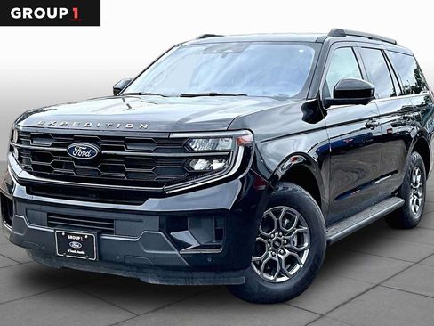 Certified 2025 Ford Expedition Active AWD/4WD image 1