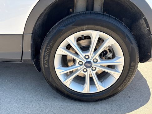 Used 2019 Ford Escape SEL AWD/4WD image 11