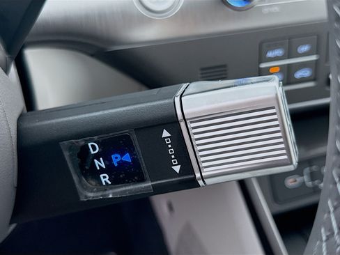 New 2026 Hyundai Kona SEL Premium FWD image 13
