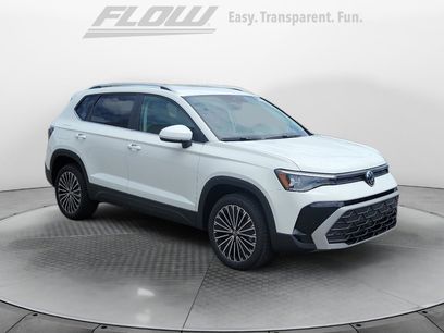 New 2025 Volkswagen Taos SE