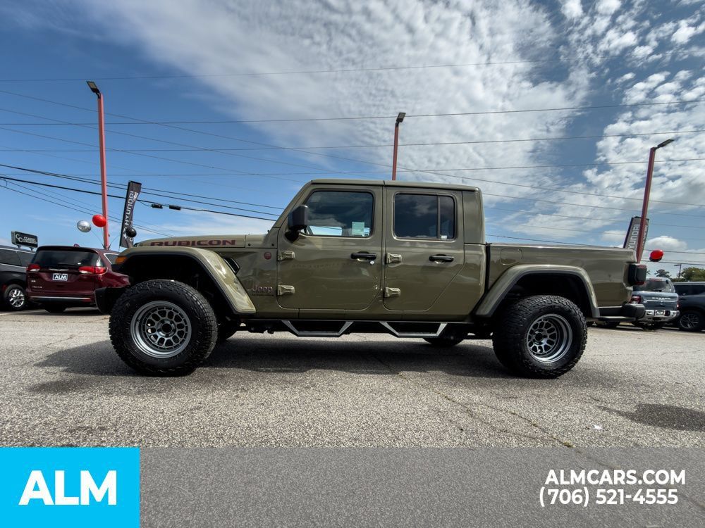 Used 2025 Jeep Gladiator Rubicon AWD/4WD image 34