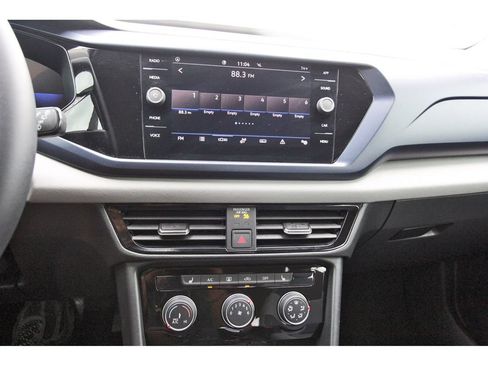 Used 2023 Volkswagen Taos SE FWD image 24