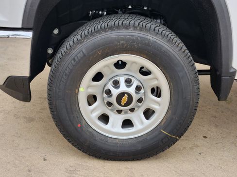 New 2025 Chevrolet Silverado 2500 W/T w/ WT/CX Safety Package image 18