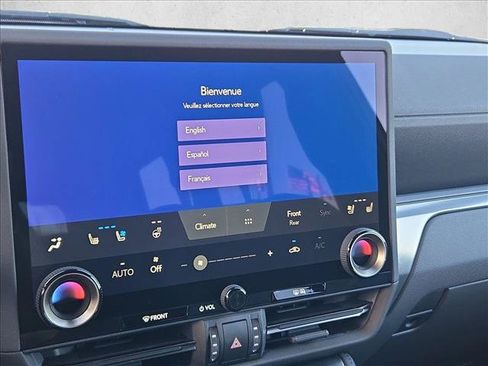 Used 2025 Lexus GX 550 w/ Accessory Package (Z1) AWD/4WD image 14