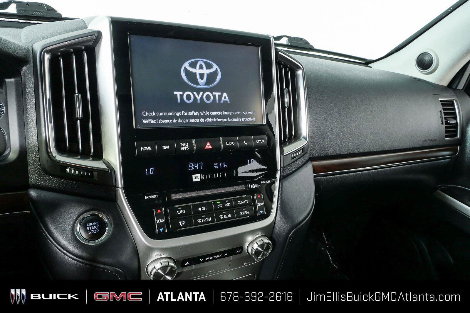 Used 2017 Toyota Land Cruiser AWD/4WD image 14