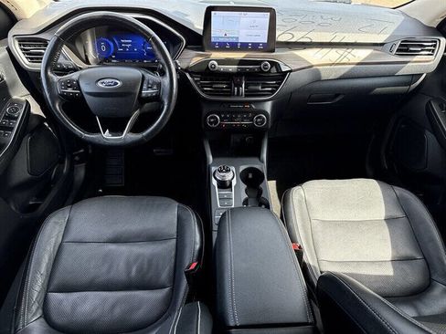 Used 2020 Ford Escape Titanium image 20