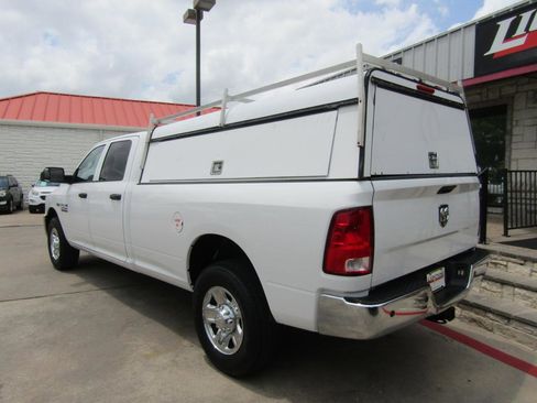 Used 2017 RAM 2500 Tradesman w/ Chrome Appearance Group RWD image 3