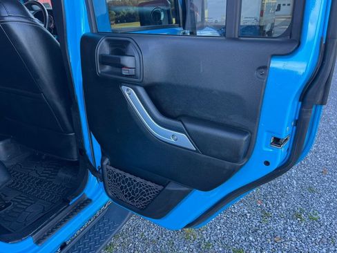 Used 2017 Jeep Wrangler Unlimited Sahara w/ Quick Order Package 24E Chief AWD/4WD image 51
