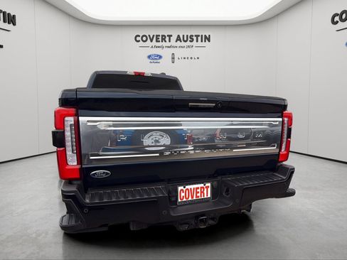 Certified 2024 Ford F250 Platinum w/ Tremor Off-Road Package AWD/4WD image 4