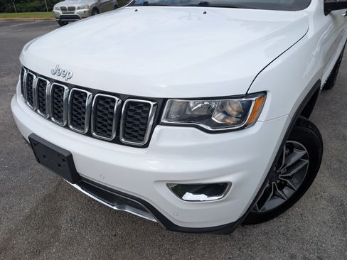 Used 2019 Jeep Grand Cherokee Limited AWD/4WD image 13