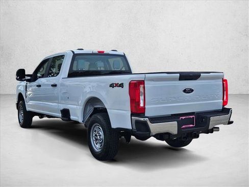 New 2026 Ford F250 XL w/ XL Chrome Package AWD/4WD image 9