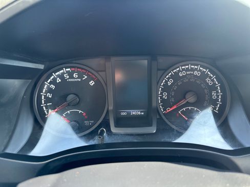 Used 2023 Toyota Tacoma SR image 21