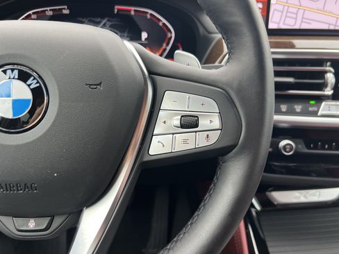 Certified 2025 BMW X4 xDrive30i image 20