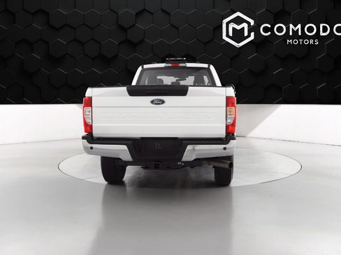 Used 2022 Ford F250 XL w/ Power Equipment Group image 4