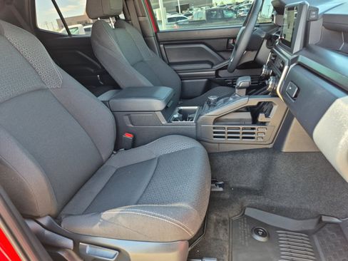 Certified 2026 Toyota 4Runner SR5 AWD/4WD image 24