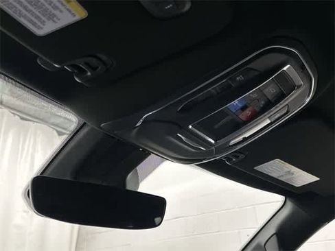 Used 2023 Jeep Wagoneer L Series III w/ Preferred Equipment Group image 21