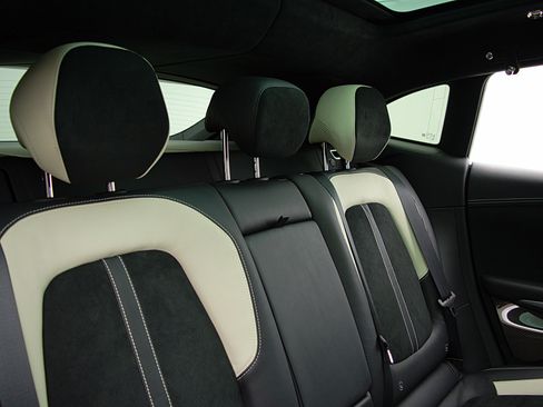 Used 2023 Aston Martin DBX 707 image 37