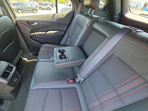 Used 2023 Chevrolet Equinox RS AWD/4WD image 28