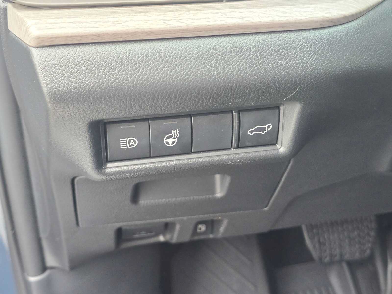 Certified 2024 Toyota Grand Highlander AWD image 25