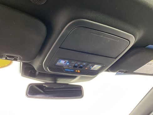 Used 2022 Ford Explorer ST-Line w/ Class IV Trailer Tow Package image 27