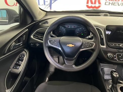 Used 2020 Chevrolet Malibu LS FWD image 14
