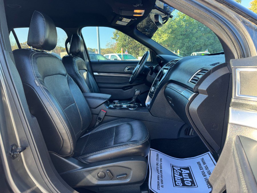 Used 2019 Ford Explorer Limited w/ Class III Trailer Tow Package AWD/4WD image 20