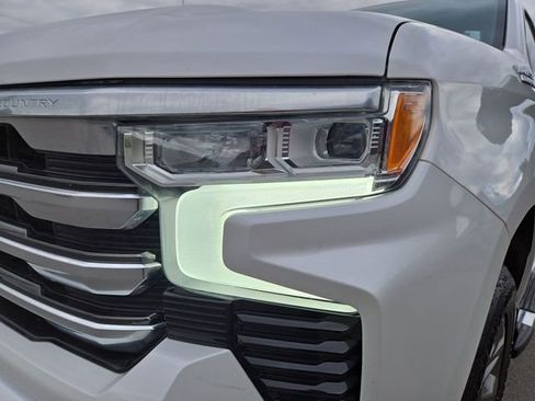Used 2024 Chevrolet Silverado 1500 High Country w/ Technology Package AWD/4WD image 6