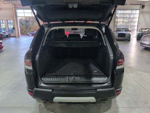 Used 2016 Land Rover Range Rover Sport HSE image 3