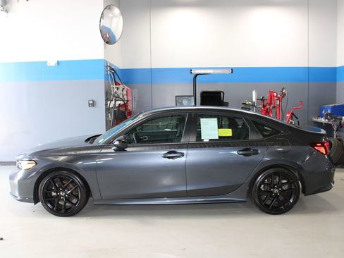 Used 2025 Honda Civic Sport image 17