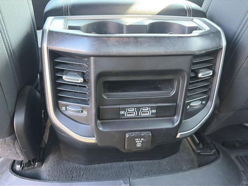 Used 2021 RAM 1500 Big Horn AWD/4WD image 32