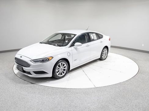 Used 2018 Ford Fusion Energi SE image 34