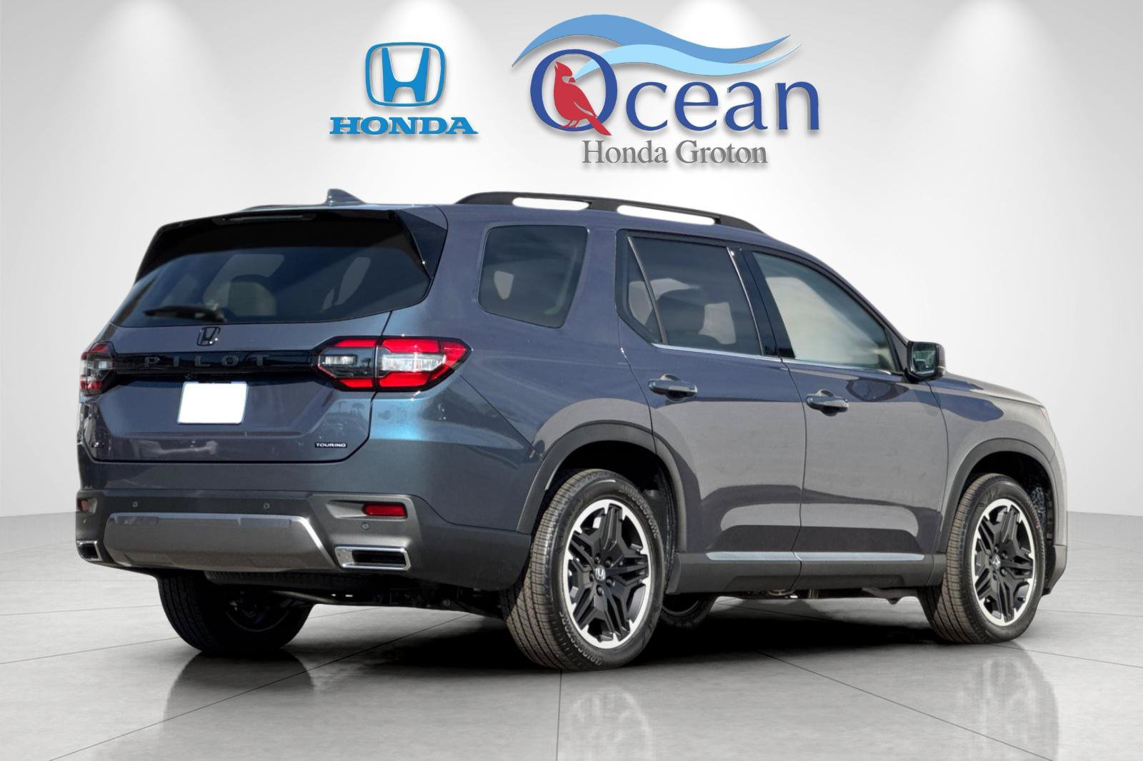 New 2026 Honda Pilot Touring image 5