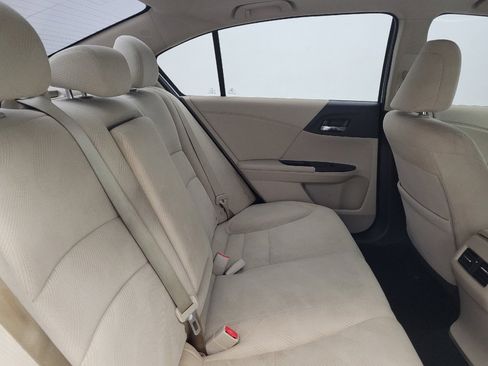 Used 2017 Honda Accord EX image 19