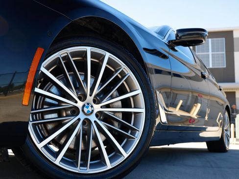 Used 2017 BMW 540i image 40