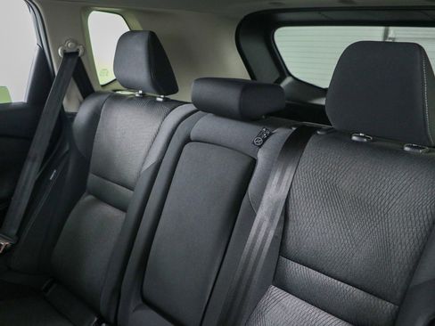 Used 2024 Nissan Rogue SV FWD image 24
