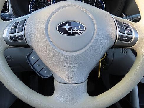 Used 2013 Subaru Forester 2.5X Premium w/ All-Weather Plus Pkg AWD/4WD image 12