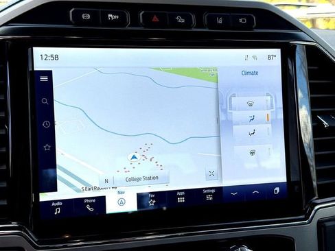 Certified 2022 Ford F250 Lariat w/ Tremor Off-Road Package image 20