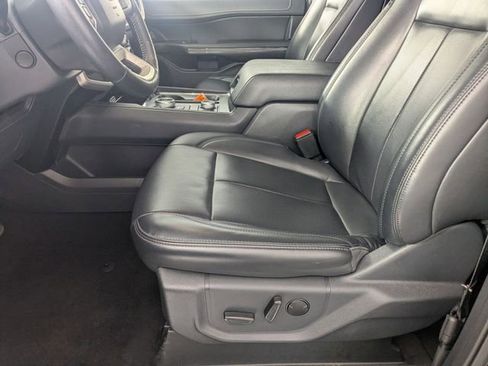 Used 2024 Ford Expedition Max XLT image 13