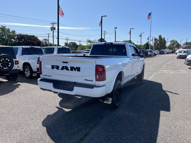 Used 2025 RAM 2500 Limited AWD/4WD image 7