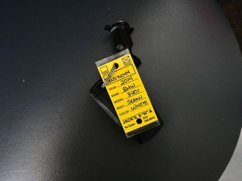 Used 2014 BMW 320i xDrive Sedan image 22