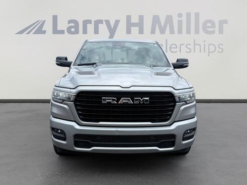 Used 2025 RAM 1500 Laramie w/ Sport Appearance Package AWD/4WD image 9