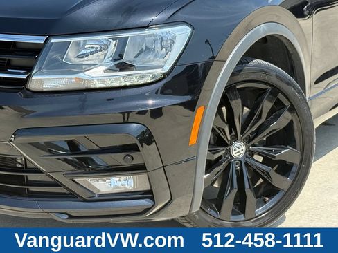 Used 2020 Volkswagen Tiguan SE AWD/4WD image 3